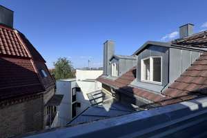 Sofort beziehbarer Dachgeschosstraum im Stuttgarter Westen mit Stellplatz! – Ludwigstr. 58, 70176 Rotebühl, Stuttgart – Vorschaubild 9