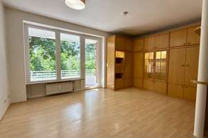 Helle & mietfreie 1 Zi.-ETW mit Blick ins Grüne, Südbalkon und PKW-Stellplatz – 23558 Buntekuh, Lübeck – Vorschaubild 3