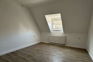 Helle und renovierte DG-Wohnung in der Nordstadt!