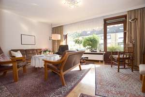Größer als so manches Einzelhaus ... und schön modernisiert ist dieses Haus in ruhiger Lage – Die vollständige Adresse der Immobilie erhältst du vom Anbieter., 22399 Poppenbüttel, Hamburg – Vorschaubild 2