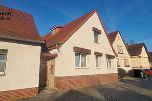 Einfamilienhaus mit 127m² in ruhiger Lage inklusive Garten mit Wasserzugang, Carport und Garage. – Die vollständige Adresse der Immobilie erhältst du vom Anbieter., 39539 Havelberg – Vorschaubild 1