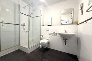 ++ Außergewöhnliches Apartment in Remscheid-Lennep mit Einbauküche und Balkon ++ – Schwelmer Str. 45 Nr. 18, 42897 Stadtgarten, Remscheid – Vorschaubild 6