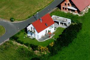 INDIVIDUELLES WOHNHAUS BAUJAHR 1999 MIT VOLLKELLER UND CARPORT, 128m² WFL, 680m² Grund – 92289 Ursensollen – Vorschaubild 27