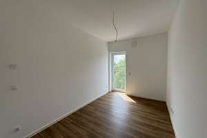 WG-Zimmer in sanierter Frauen-Wohngemeinschaft in Hannover-Stöcken – Die vollständige Adresse der Immobilie erhältst du vom Anbieter., 30419 Stöcken, Hannover – Vorschaubild 5