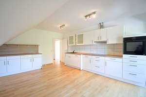 6219 - Großzügige 4-Zimmer-Obergeschosswohnung in ruhiger und dennoch zentraler Lage! – Plöner Straße 17, 26215 Wiefelstede – Vorschaubild 5