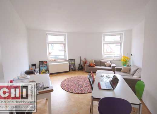 Haidhausen-Franzosenviertel  *klassische 4-Zimmer Altbau-Wohnung mit Balkon*