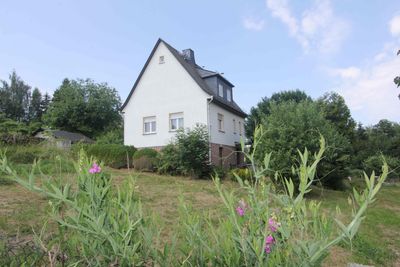 Ein Naturparadies für die ganze Familie -Großzügiges Objekt mit Bachlauf und Waldrandidylle im begeh