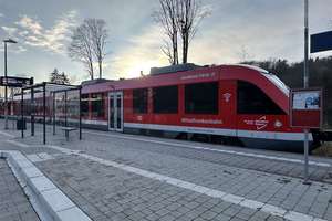 Hochwertig moderniertes EFH, Top-Gartenanl., Pool, Garge+Carport, PV-Anl – Die vollständige Adresse der Immobilie erhältst du vom Anbieter., 91322 Gräfenberg – Vorschaubild 28