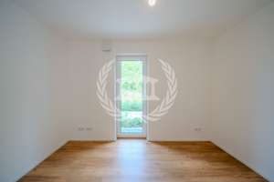 RESERVIERT! Kaufen & einziehen: 3-Zi-Neubauwohnung im EG mit Terrasse & Garten | KfW40 QNG | W03 – Die vollständige Adresse der Immobilie erhältst du vom Anbieter., 93059 Reinhausen, Regensburg – Vorschaubild 26