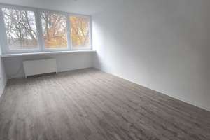 Frisch renovierte 3-Zimmer Wohnung mit Balkon [VAC-20215] – Elsa-Brändström-Straße 11, 76228 Durlach, Karlsruhe – Vorschaubild 1