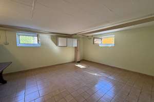 Gepflegtes Zweifamilienhaus in ruhiger Siedlungslage in Altdorf! – Die vollständige Adresse der Immobilie erhältst du vom Anbieter., 84032 Altdorf – Vorschaubild 19