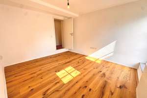 Provisionsfrei - Renovierte 3 Zimmer Wohnung mit Terrasse und Stellplatz in Heßdorf – Erlanger Straße 11, 91093 Heßdorf – Vorschaubild 13