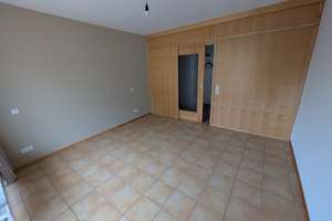 Helle 2-Zimmer Wohnung mit Balkon im 1. OG in Regensburg-Westenviertel – Die vollständige Adresse der Immobilie erhältst du vom Anbieter., 93049 Westenviertel, Regensburg – Vorschaubild 6