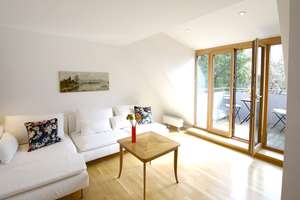 Schickes Loft in Villa Ramersdorf - DG-Wohnung mit Südbalkon – Die vollständige Adresse der Immobilie erhältst du vom Anbieter., 81735 Ramersdorf, München – Vorschaubild 4