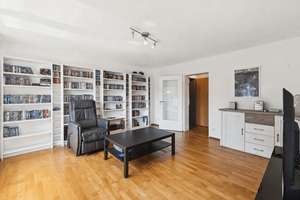 Charmante 3,5-Zimmer-Wohnung mit guter Aufteilung, Balkon, Einbauküche und zwei Stellplätzen – Die vollständige Adresse der Immobilie erhältst du vom Anbieter., 74399 Walheim – Vorschaubild 4