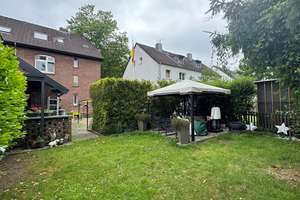 * Neuer Kaufpreis! * Zur Kapitalanlage: Mehrfamilienhaus mit 3 vermieteten Wohnungen in D- Benrath !