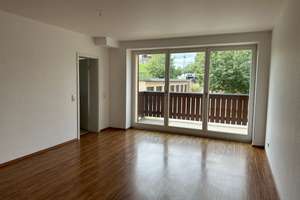 Kapitalanlage – Vermietete 4 Raum Wohnung im 1.OG mit Balkon, EBK sowie Garage in Dresden Oberwartha – Zur Schäferei 4, 1159 Oberwartha, Dresden – Vorschaubild 14