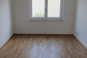 3-Zimmer- Wohnung im EG mit Terrasse und Gartenteil in Unterhaching – An der Hachinger Haid 6d, 82008 Unterhaching – Vorschaubild 2