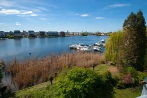 Penthouse der Extraklasse am Wasser - Ihr persönlicher Rückzugsort über den Dächern von Köpenick – Die vollständige Adresse der Immobilie erhältst du vom Anbieter., 12557 Köpenick, Berlin – Vorschaubild 1