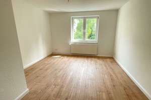 Erstbezug nach Sanierung -  schöne 3-Zimmer-Wohnung  im 1. OG an der Vahrenwalder Straße