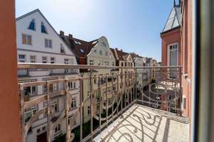 Sofort bezugsfrei! Charmante 3,5-Zimmer-Altbauwohnung mit zwei Balkonen am Rostocker Stadthafen – Die vollständige Adresse der Immobilie erhältst du vom Anbieter., 18057 Kröpeliner-Tor-Vorstadt, Rostock – Vorschaubild 22
