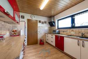 Wörrstadt: Vielseitiges Einfamilienhaus mit Mehrgenerationen-Option & Schwimmbad-Potenzial – Alzey-Worms (Kreis) – Vorschaubild 11