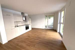 Attraktive 3-Zimmer-Wohnung mit Einbauküche und Loggia in Nürnberg Gleißhammer – Zerzabelshofstraße 15, 90478 Ludwigsfeld, Nürnberg – Vorschaubild 2
