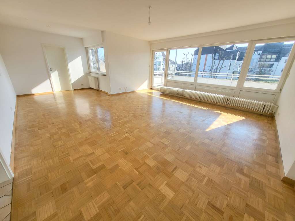 Sonnige Cityrand-Wohnung mit großem Balkon