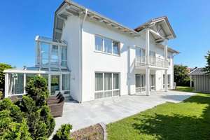 Ein Hauch von amerikanischer Eleganz vor den Toren Straubings – beeindruckende Architektenvilla! – Die vollständige Adresse der Immobilie erhältst du vom Anbieter., 94315 Eglsee, Straubing – Vorschaubild 6