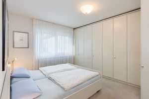 Atrium Bungalow mit Garage * Fernwärme * 2 Bäder – Köln – Vorschaubild 11