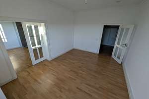 Blick auf den Altmarkt: City-Appartment mit 2 Bädern, Balkon, Lift *EBK möglich* – Altmarkt 6, 1067 Innere Altstadt, Dresden – Vorschaubild 5