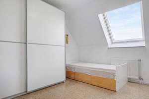 EINZIEHEN UND WOHLFÜHLEN – modernisierte DHH mit Kachelofen & Einliegerwohnung in Ohmenhausen – Die vollständige Adresse der Immobilie erhältst du vom Anbieter., 72770 Ohmenhausen, Reutlingen – Vorschaubild 15