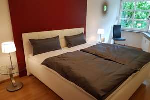 Helle, stilvoll möblierte 2-Zimmer-Wohnung im Münchner Villenviertel – direkt am Nymphenburger Kanal – Nördliche Auffahrtsallee 43, 80638 Nymphenburg, München – Vorschaubild 6