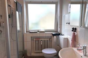 "Ideal für eine ältere Person"
Schöne 2,5 Zimmer-Wohnung mit Balkon in 47228 Duisburg-Oestrum – Die vollständige Adresse der Immobilie erhältst du vom Anbieter., 47228 Bergheim, Duisburg – Vorschaubild 8