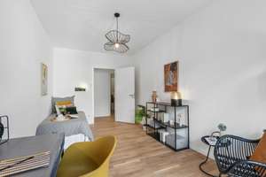 Stilvolles Dachgeschossapartment: 3-Zimmer-Wohnung mit schönem Balkon und Einbauküche – Friedenauer Höhe 9, 12159 Friedenau, Berlin – Vorschaubild 10