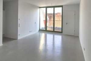 SCHÖNE DACHGESCHOSSWOHNUNG mit Terrasse, Fußbodenheizung & EBK – Tempelhofer Damm 214, 12099 Berlin – Vorschaubild 1