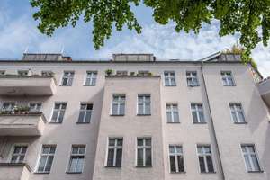 Sicherheit im hohen Alter: Mit vermieteter 2-Zimmer-Wohnung nahe Sonnenallee – Lenaustraße 18, 12047 Neukölln (Ortsteil), Berlin – Vorschaubild 4