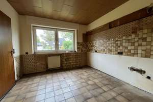 Emmerich-Hüthum: Viel Potenzial - Reihenmittelhaus mit sonnigem Garten – Die vollständige Adresse der Immobilie erhältst du vom Anbieter., 46446 Emmerich am Rhein – Vorschaubild 4