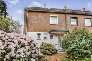 Modernisiertes Reihenendhaus mit Garage auf großem Grundstück in Bremen-Lüssum – Die vollständige Adresse der Immobilie erhältst du vom Anbieter., 28777 Lüssum-Bockhorn, Bremen – Vorschaubild 1
