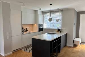 Stilvoller Neubau in begehrter Villenlage am Rhein – exklusive Doppelhaushälfte – Leuchtenberger Kirchweg 53c, 40474 Lohausen, Düsseldorf – Vorschaubild 3
