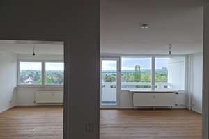 Schöne 2.5-Zimmer-Wohnung mit Balkon und EBK in Mainz Gonsenheim – Elsa-Brändström-Straße 3, 55124 Gonsenheim, Mainz – Vorschaubild 2
