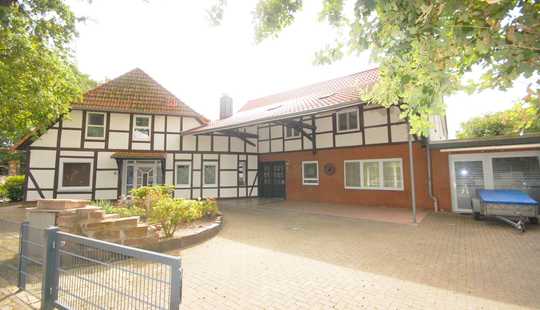 Bild von !!! Vollvermietet !!!  3 Familienhaus in Volkse zu Verkaufen