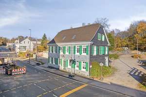 freistehendes Zweigenerationshaus mit Potenzial zum 3 Familienhaus mit ca. 263 qm – Die vollständige Adresse der Immobilie erhältst du vom Anbieter., 42653 Gräfrath, Solingen – Vorschaubild 2