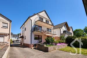 Bezugsfreies 3 Familienhaus mit schönem Garten in ruhiger Lage von Dreieich Sprendlingen