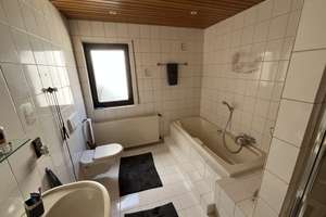 2  Häuser auf einem Grundstück mit gemeinsamen Hof und 11 Zimmern in Waldorf – Hauptstraße, 53, 53498 Waldorf – Vorschaubild 11