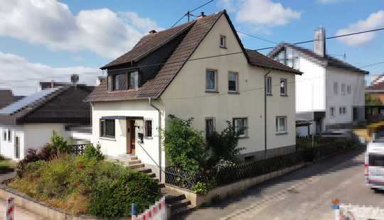 Bild von Endlich Platz für alle - Großzügiges Ein- bis Zweifamilienhaus in Weiler