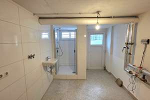 Charmantes Reihenmittelhaus in begehrter Lage von Bad Homburg – Die vollständige Adresse der Immobilie erhältst du vom Anbieter., 61350 Bad Homburg vor der Höhe – Vorschaubild 16