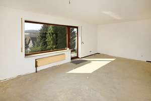 Kreiensen: Haus mit vielen Gestaltungsmöglichkeiten! – Die vollständige Adresse der Immobilie erhältst du vom Anbieter., 37574 Kreiensen – Vorschaubild 2