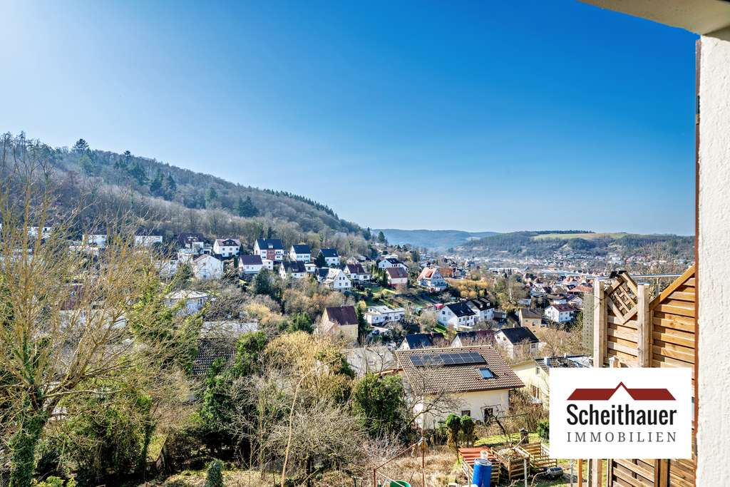 Immobilie in Mosbach - Doppelhaushälfte in attraktiver Aussichtslage mit Blick über die Stadt - Bild 0