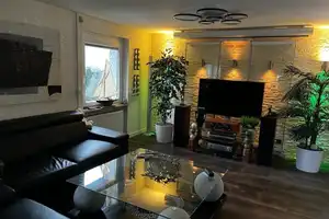 Traumhaus  mit Einliegerwohnung Schwimmbad und Sauna in Bremerhaven zu verkaufen. – Bremerhaven – Vorschaubild 4